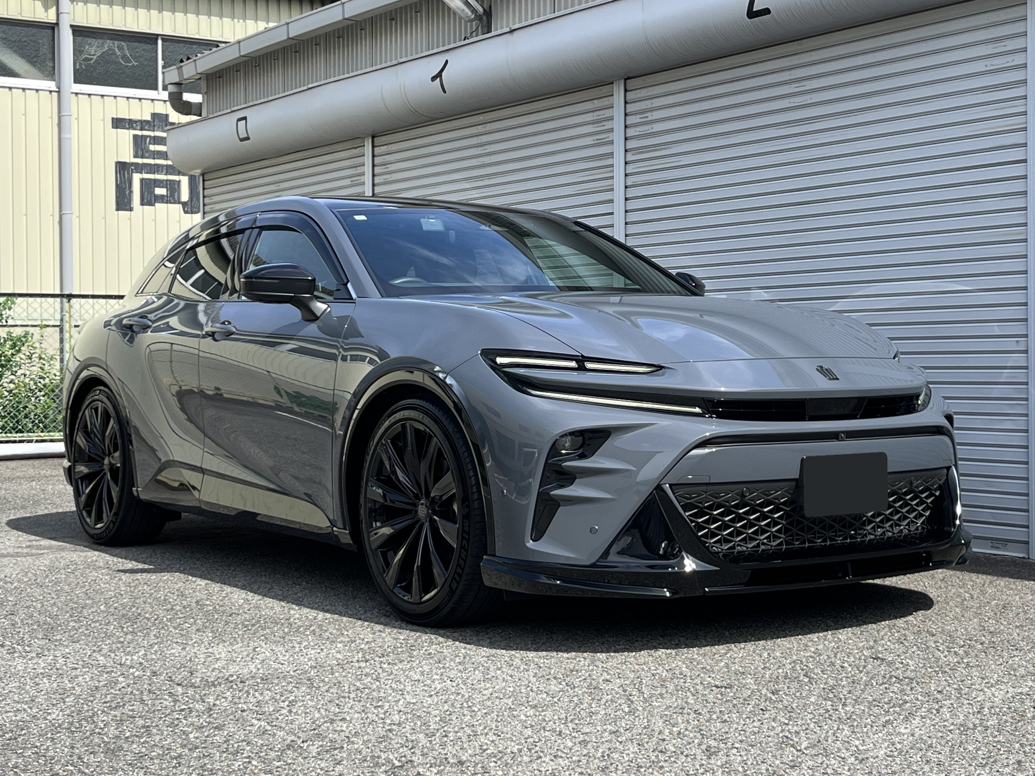 AERO OVER P639e | クラウンスポーツ ボディキット＆車検対応マフラー